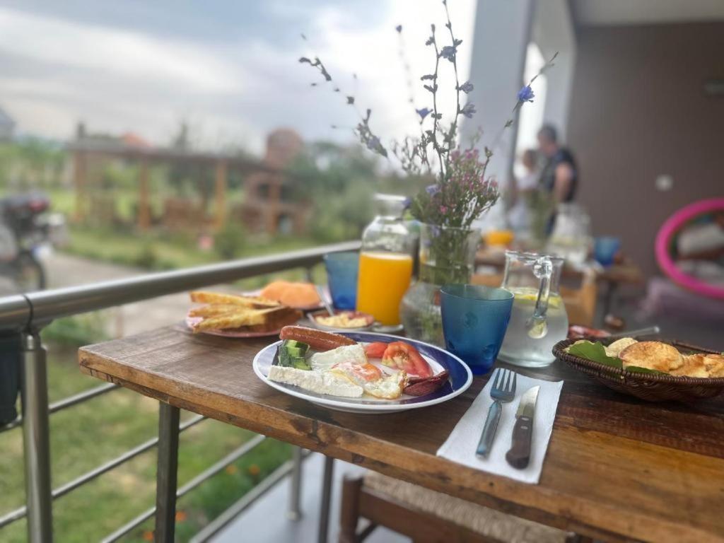Ballkan Grilë